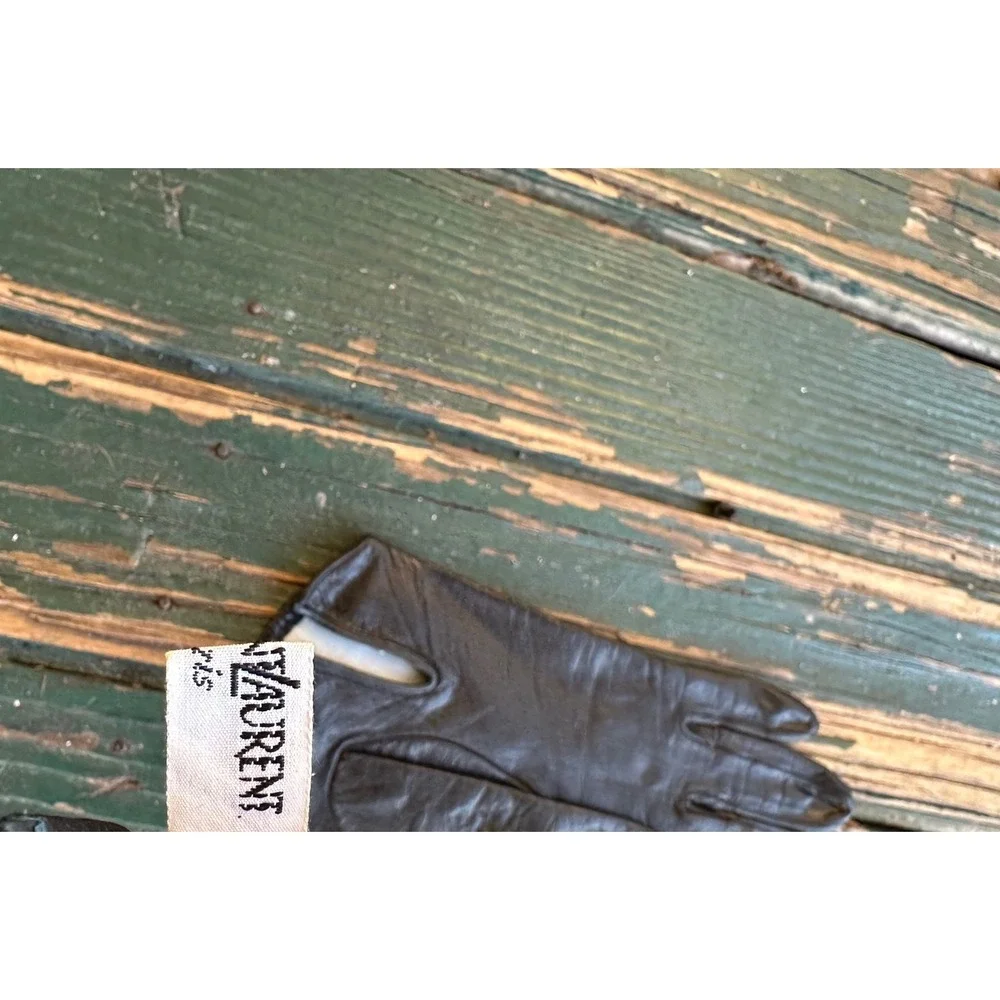 Yves Saint Laurent Paris Vintage Leather Silk Lined Gloves  Made in France 6‎